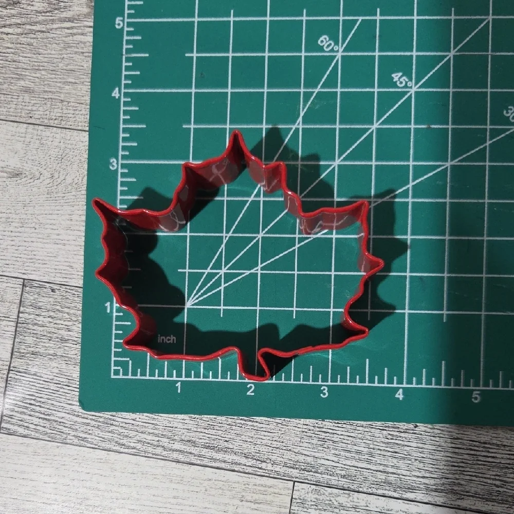 Set Of 2 Autumn/Fall Cookie Cutters